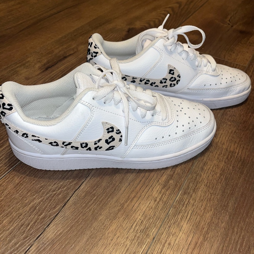 Nike Court Vision Low Leopard Swoosh - Size 7.5